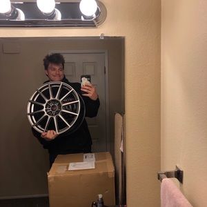 Meet your Posher, Carl